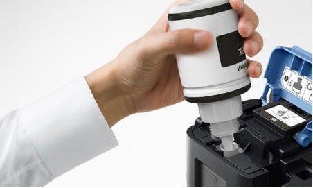 Máy in phun màu Canon Pixma g2010 có thêm chức năng photo, scan